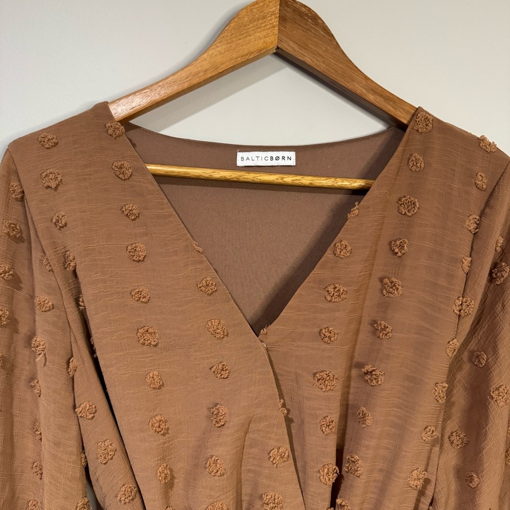 Baltic Born Camel Brown Textured Long Sleeve Wrap Midi Dress - Picture 4 of 12